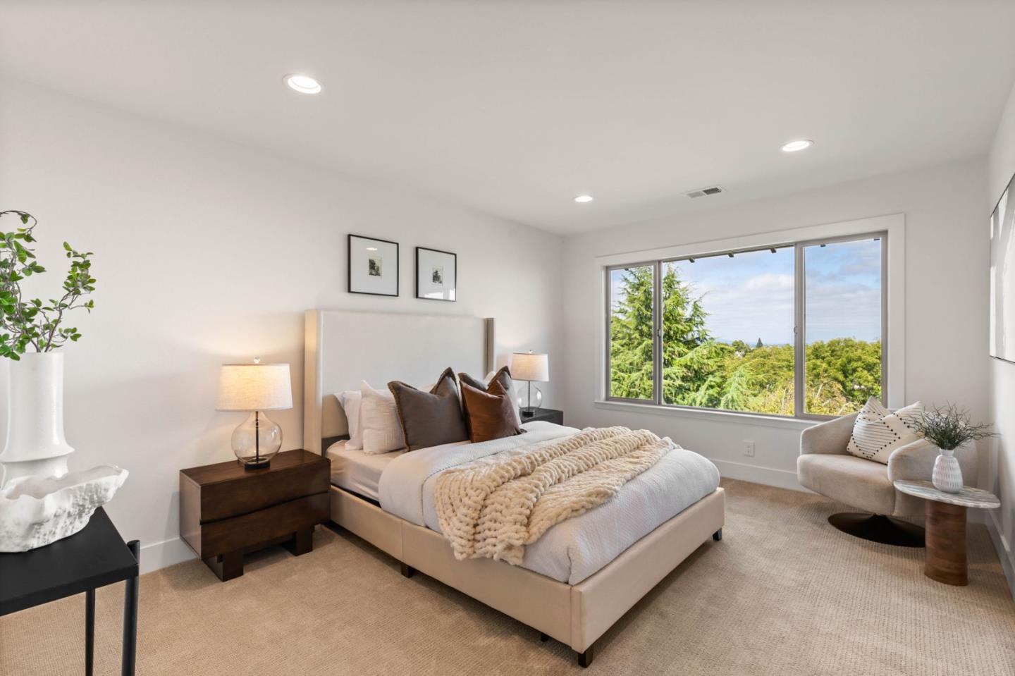 Detail Gallery Image 21 of 57 For 6 Lilly Ln, San Carlos,  CA 94070 - 3 Beds | 2/1 Baths