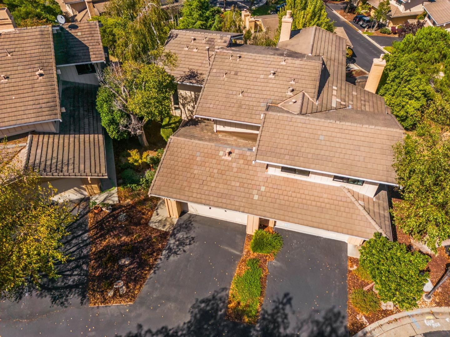 Detail Gallery Image 32 of 57 For 6 Lilly Ln, San Carlos,  CA 94070 - 3 Beds | 2/1 Baths