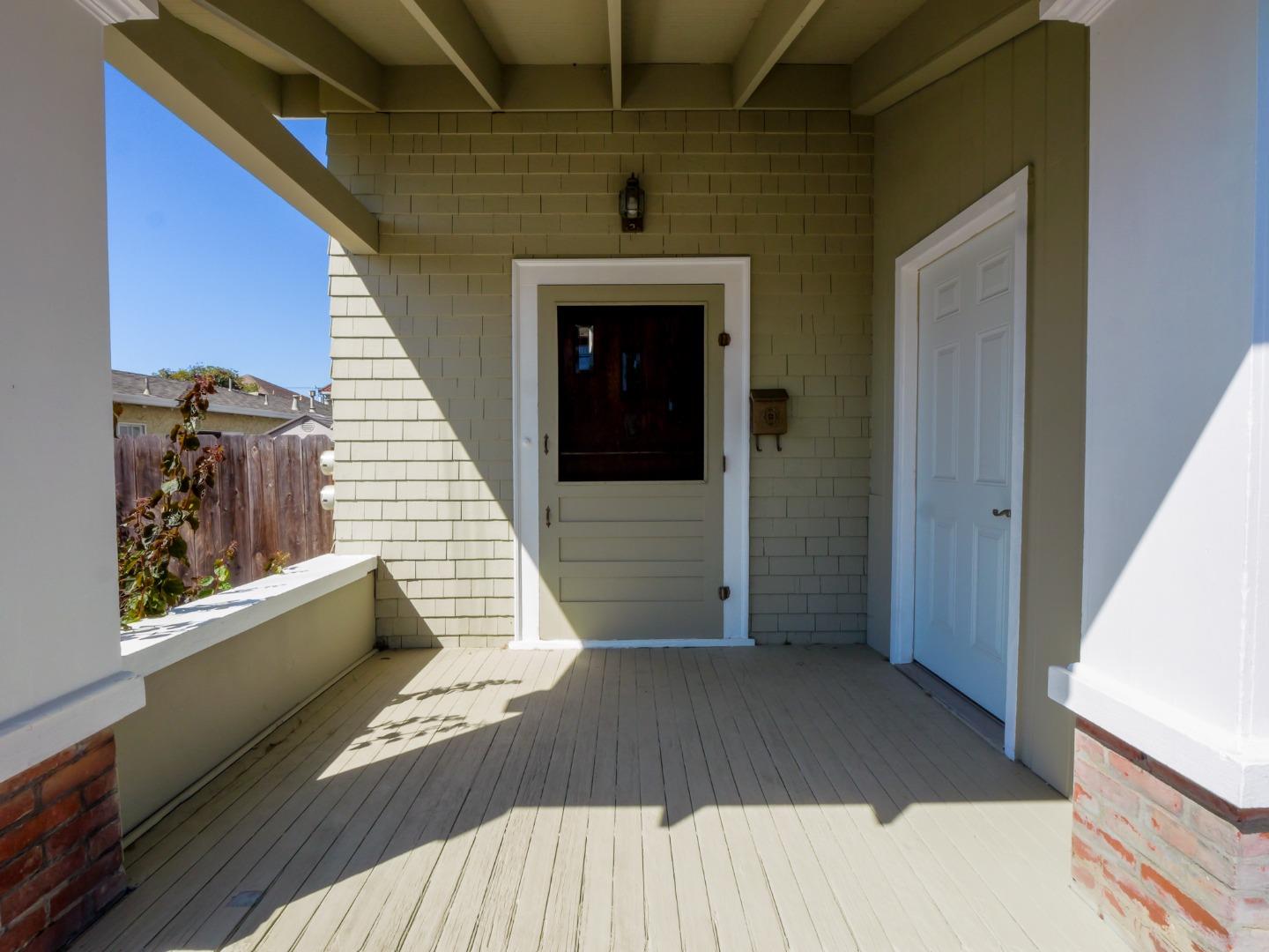 Detail Gallery Image 6 of 42 For 441 Center St, Watsonville,  CA 95076 - – Beds | – Baths