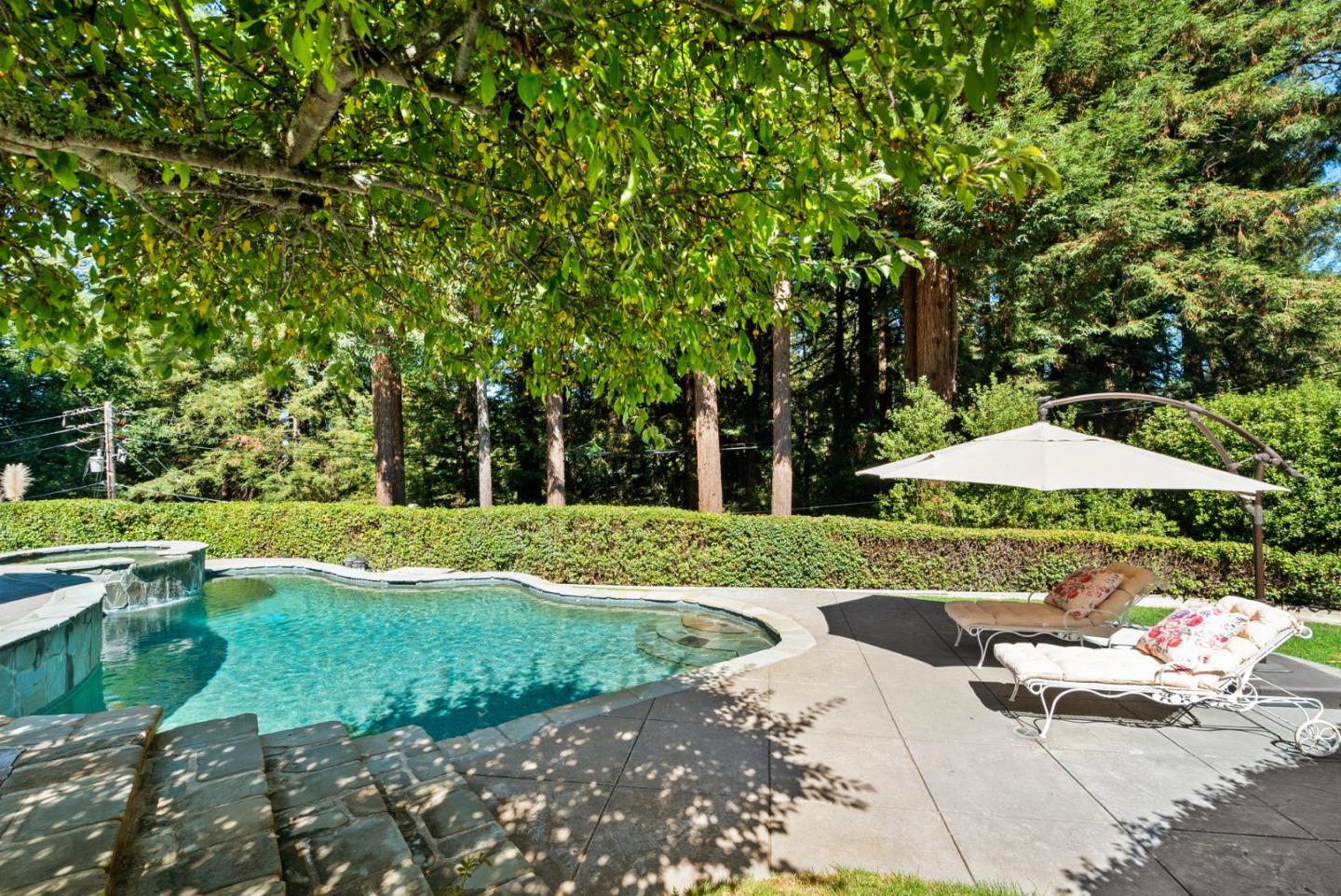 Detail Gallery Image 6 of 95 For 560 Hacienda Dr, Scotts Valley,  CA 95066 - 4 Beds | 3 Baths