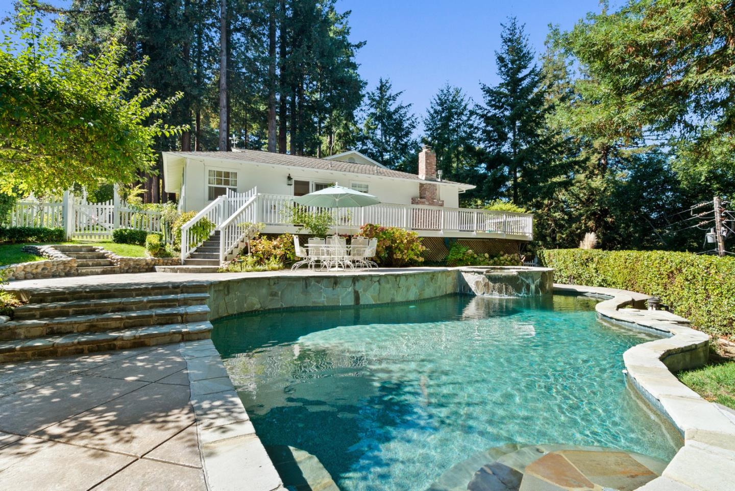 Detail Gallery Image 7 of 95 For 560 Hacienda Dr, Scotts Valley,  CA 95066 - 4 Beds | 3 Baths