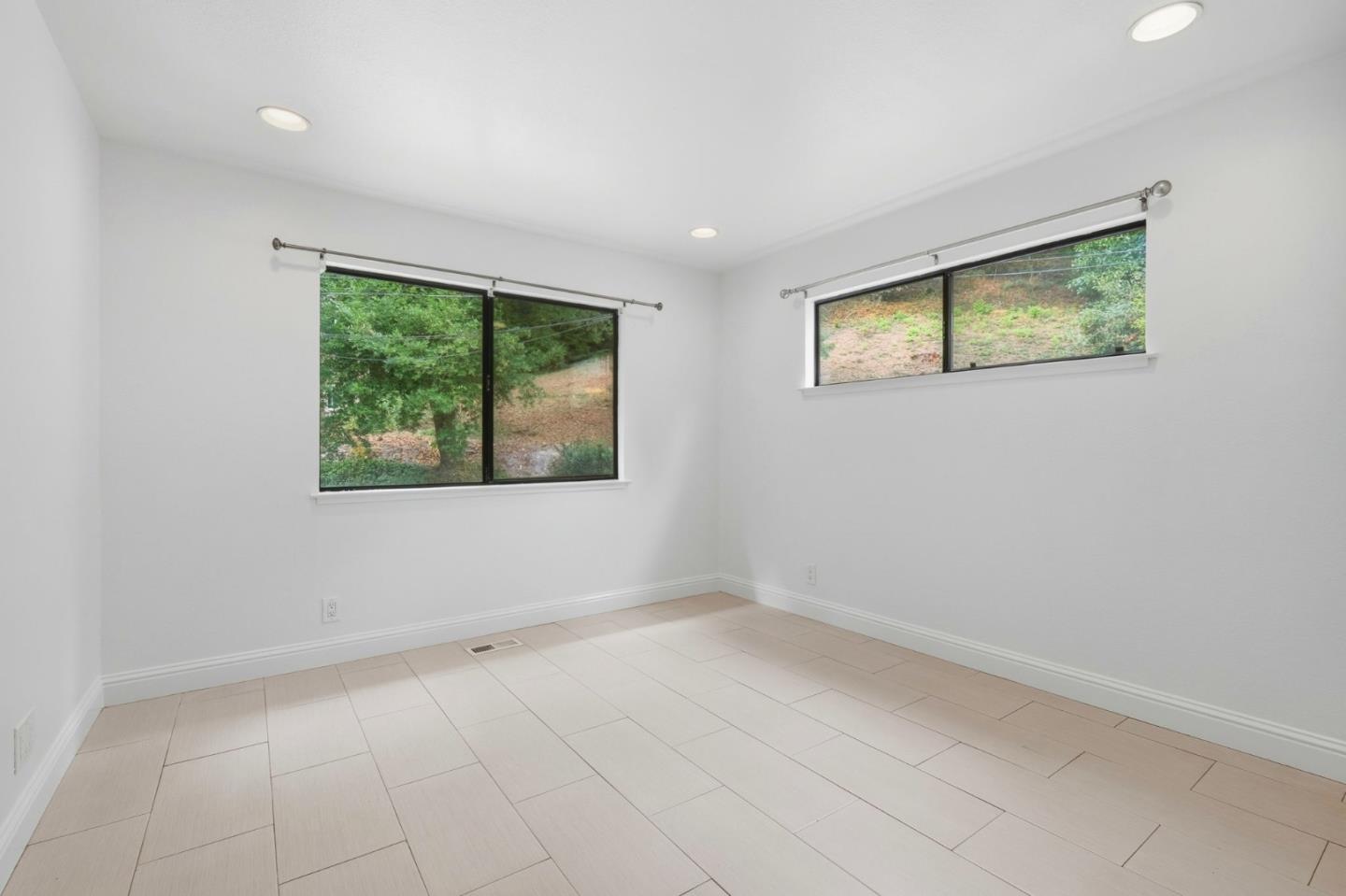 Detail Gallery Image 21 of 50 For 21564 Mary Alice Way, Los Gatos,  CA 95033 - 3 Beds | 2 Baths