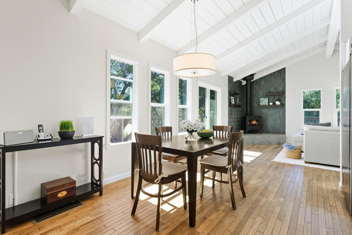 Detail Gallery Image 10 of 52 For 2471 Tuckahoe Ter, Royal Oaks,  CA 95076 - 3 Beds | 2 Baths