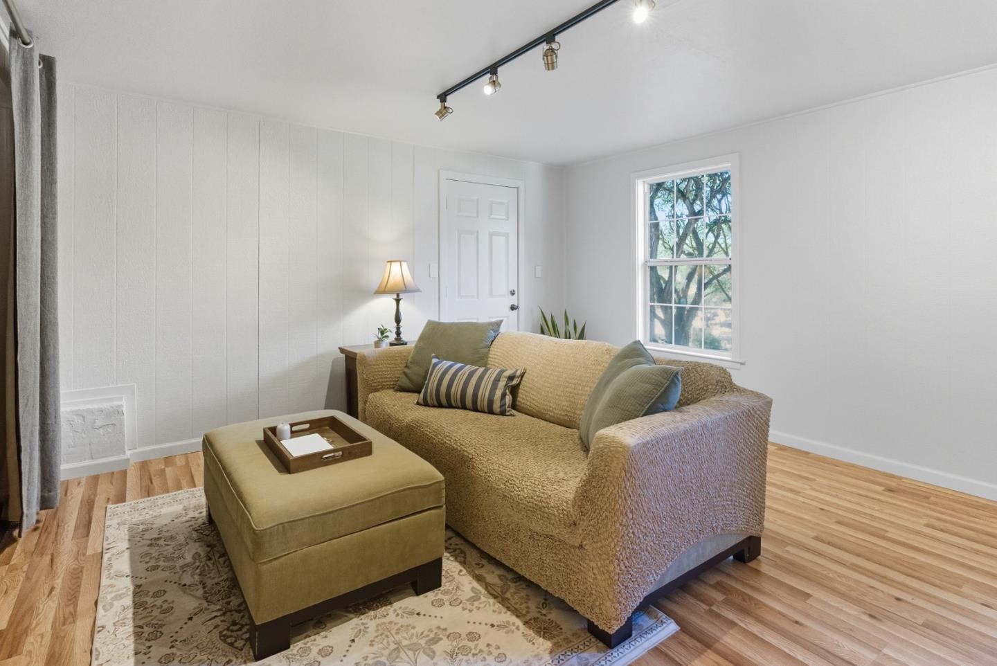 Detail Gallery Image 24 of 52 For 2471 Tuckahoe Ter, Royal Oaks,  CA 95076 - 3 Beds | 2 Baths