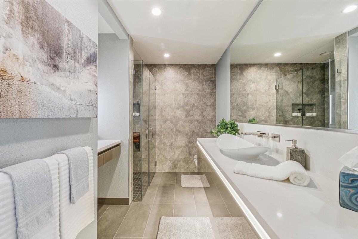 Detail Gallery Image 30 of 41 For 1109 Heather Ln, Pacific Grove,  CA 93950 - 2 Beds | 2 Baths