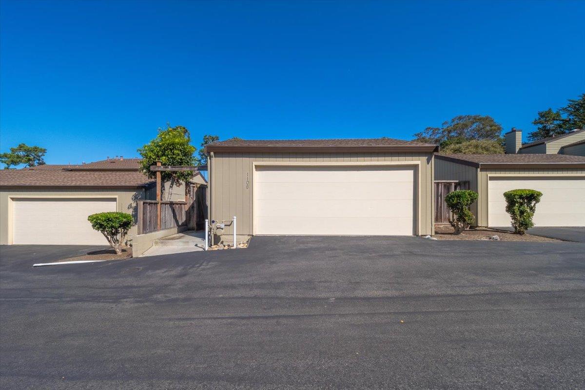 Detail Gallery Image 40 of 41 For 1109 Heather Ln, Pacific Grove,  CA 93950 - 2 Beds | 2 Baths