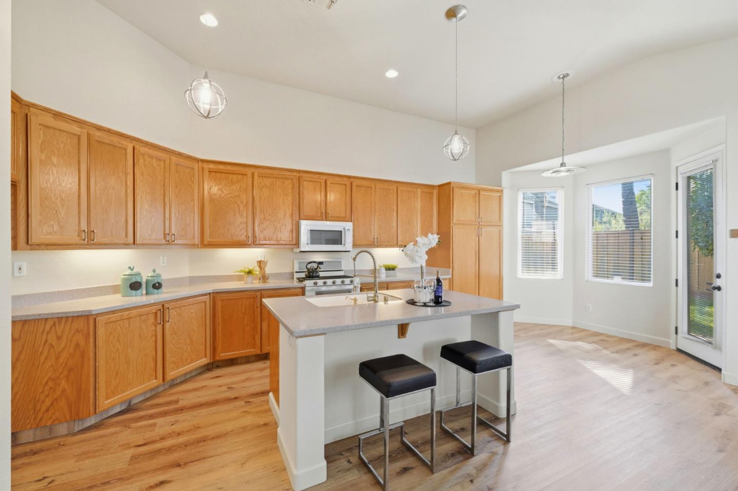 Detail Gallery Image 25 of 45 For 1867 Crater Pl, Tracy,  CA 95304 - 4 Beds | 3 Baths