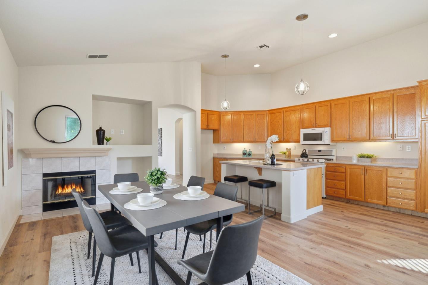 Detail Gallery Image 31 of 45 For 1867 Crater Pl, Tracy,  CA 95304 - 4 Beds | 3 Baths