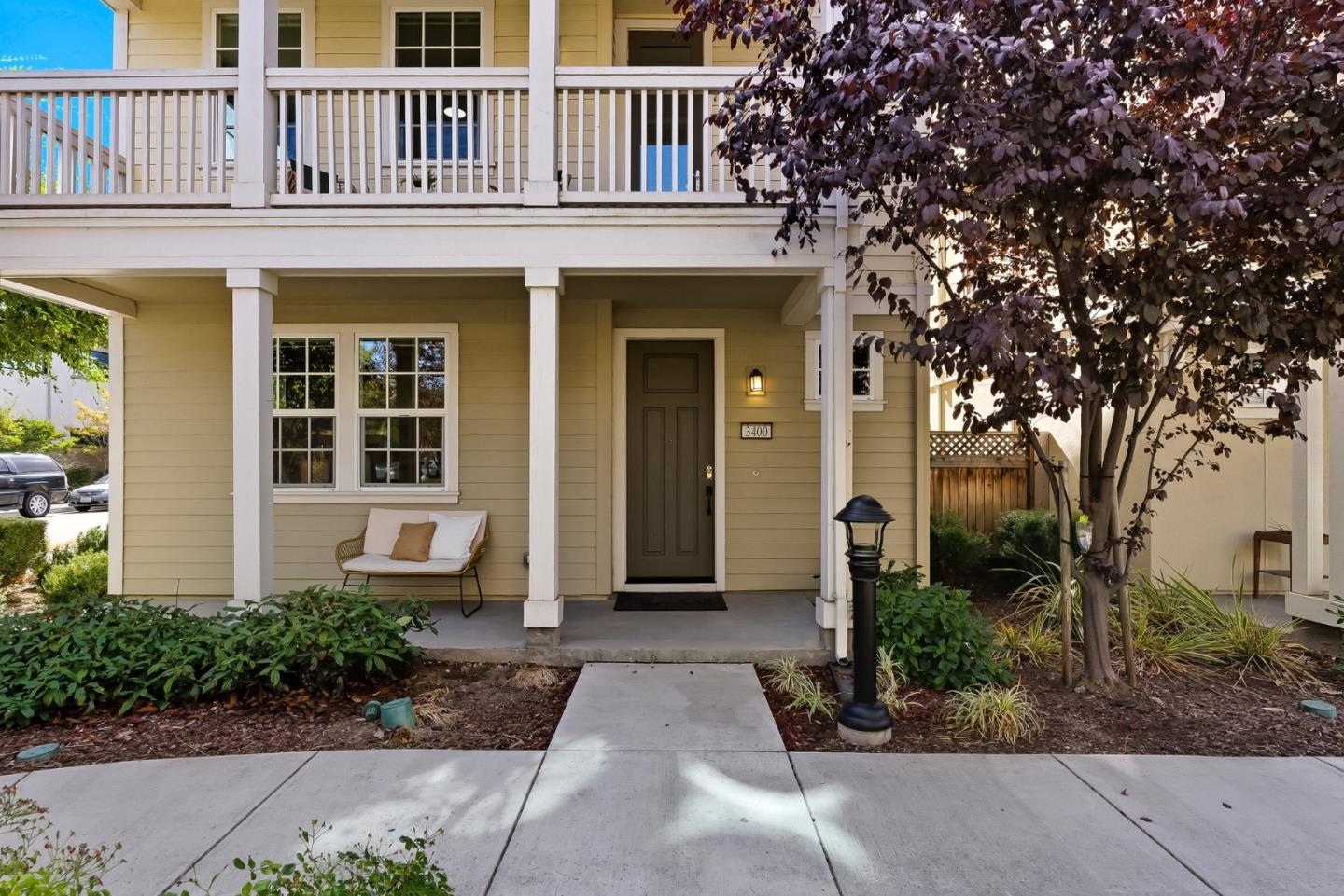 Detail Gallery Image 3 of 52 For 3400 Pyramid Way, Mountain View,  CA 94043 - 4 Beds | 4 Baths