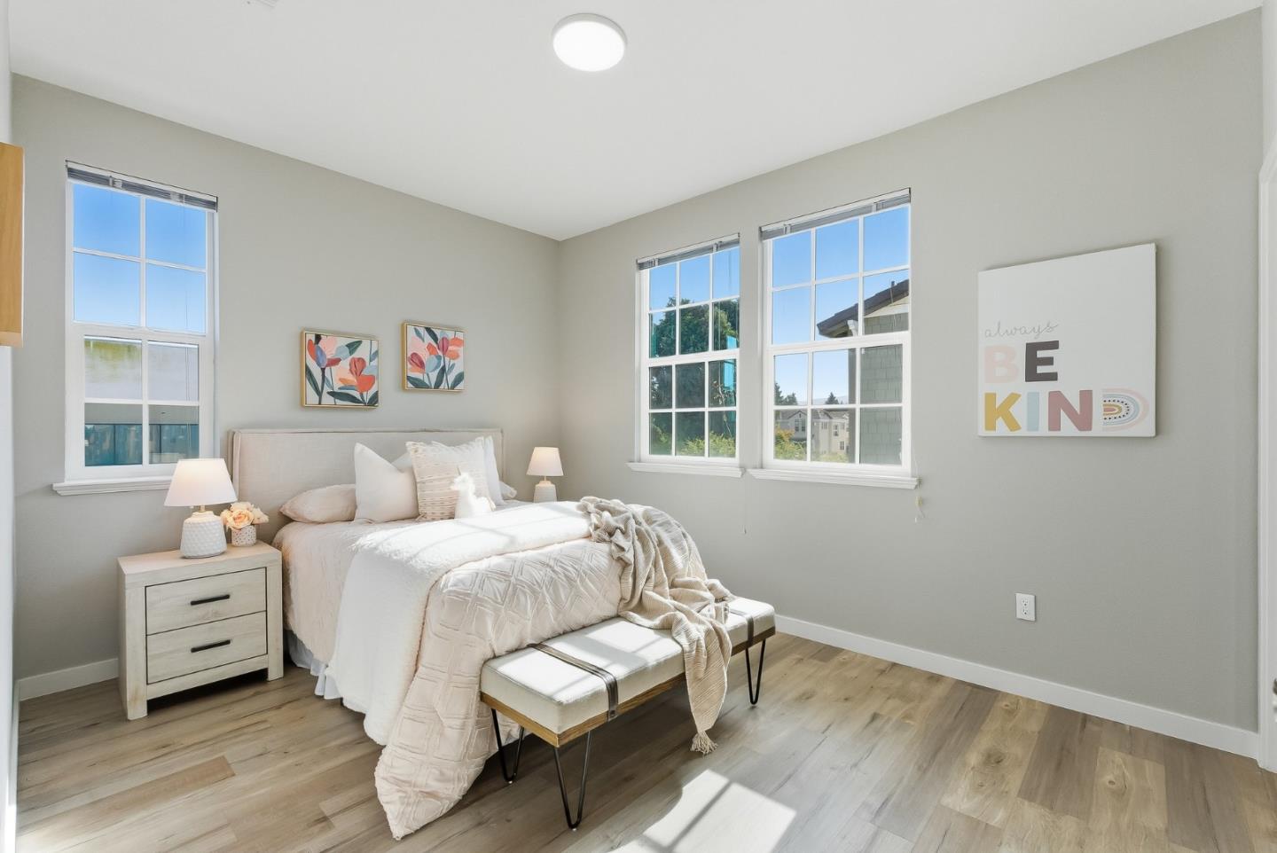 Detail Gallery Image 31 of 52 For 3400 Pyramid Way, Mountain View,  CA 94043 - 4 Beds | 4 Baths