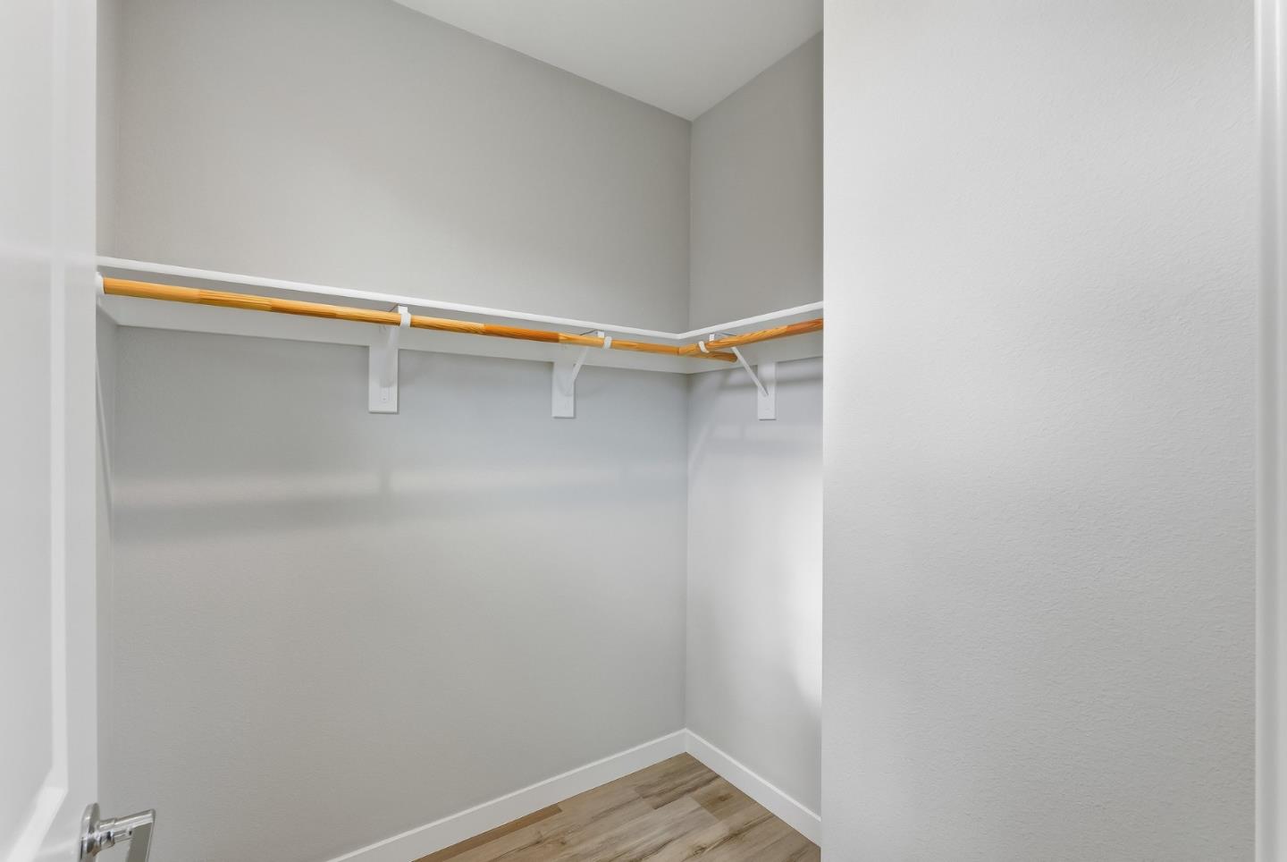 Detail Gallery Image 34 of 52 For 3400 Pyramid Way, Mountain View,  CA 94043 - 4 Beds | 4 Baths