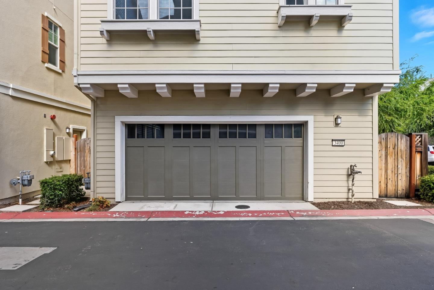 Detail Gallery Image 37 of 52 For 3400 Pyramid Way, Mountain View,  CA 94043 - 4 Beds | 4 Baths