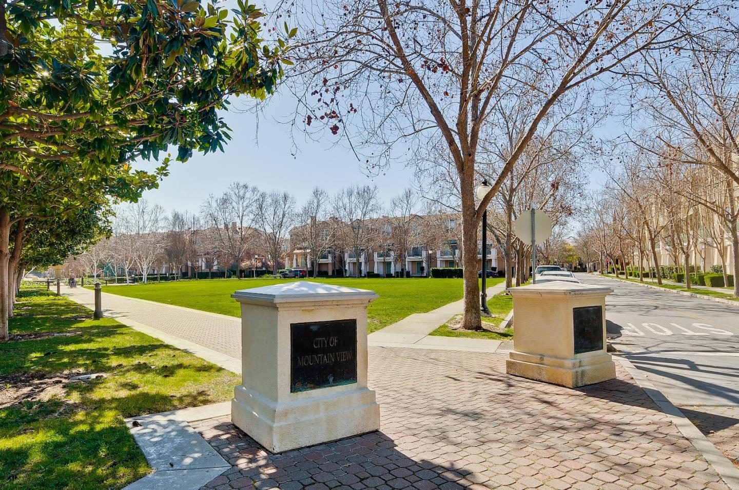 Detail Gallery Image 46 of 52 For 3400 Pyramid Way, Mountain View,  CA 94043 - 4 Beds | 4 Baths