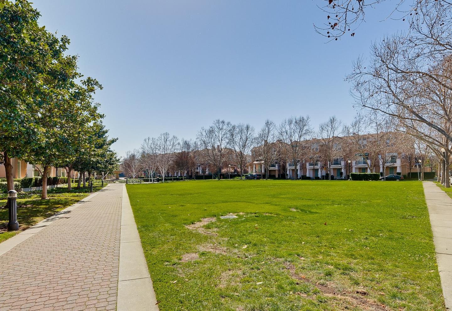 Detail Gallery Image 48 of 52 For 3400 Pyramid Way, Mountain View,  CA 94043 - 4 Beds | 4 Baths