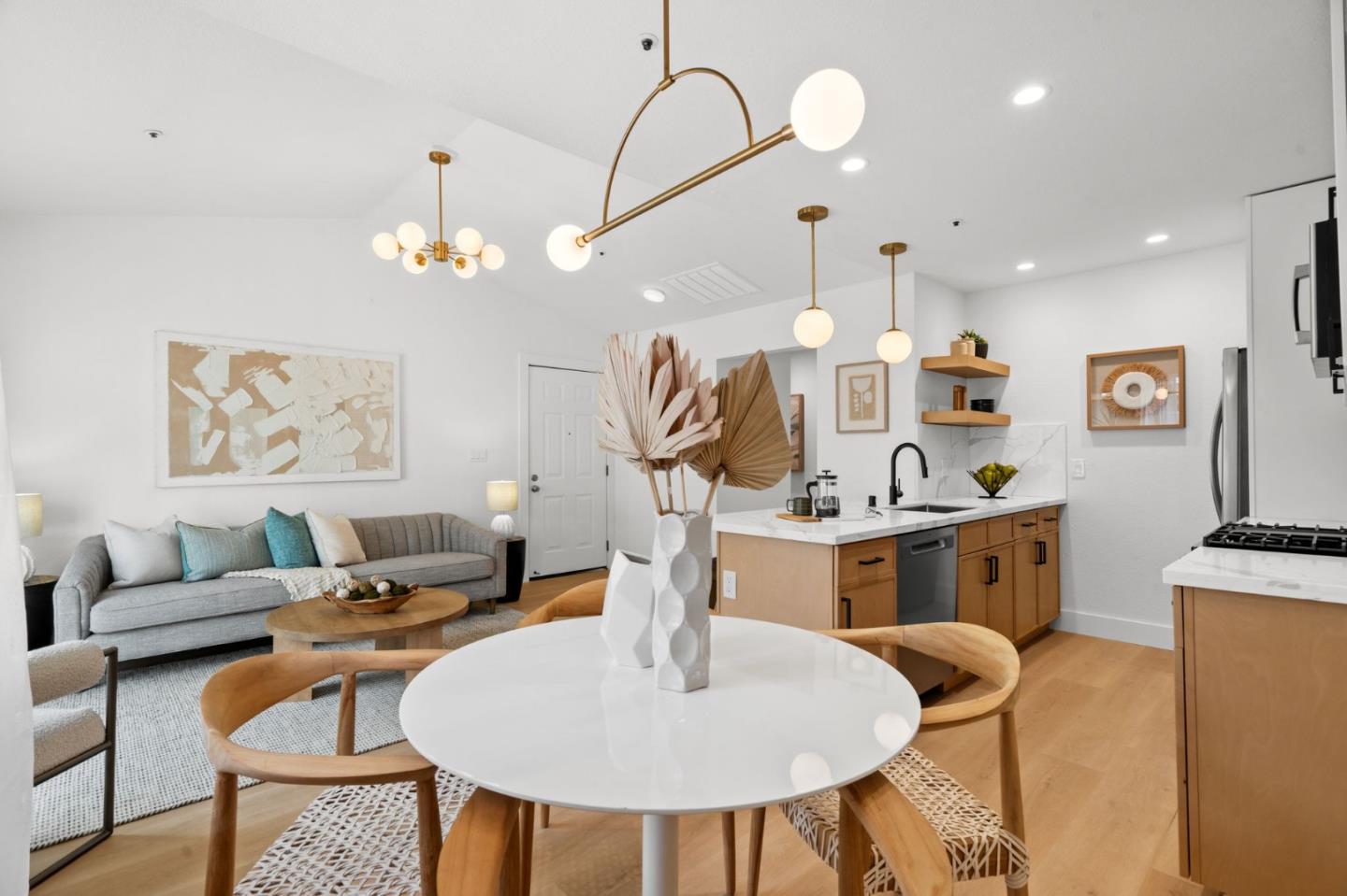 Detail Gallery Image 13 of 34 For 1003 San Antonio Cir #303,  Daly City,  CA 94014 - 2 Beds | 1 Baths