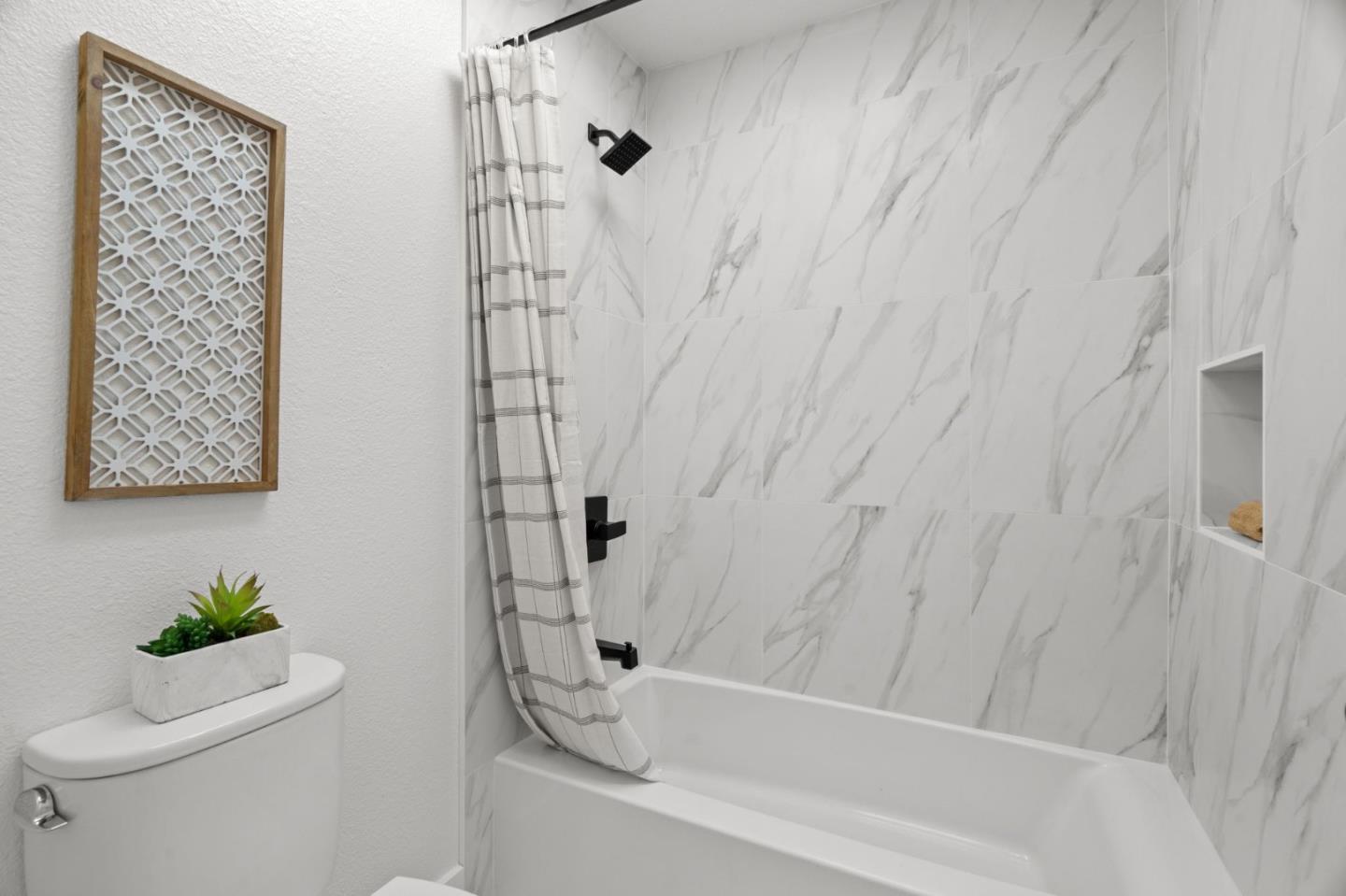 Detail Gallery Image 18 of 34 For 1003 San Antonio Cir #303,  Daly City,  CA 94014 - 2 Beds | 1 Baths