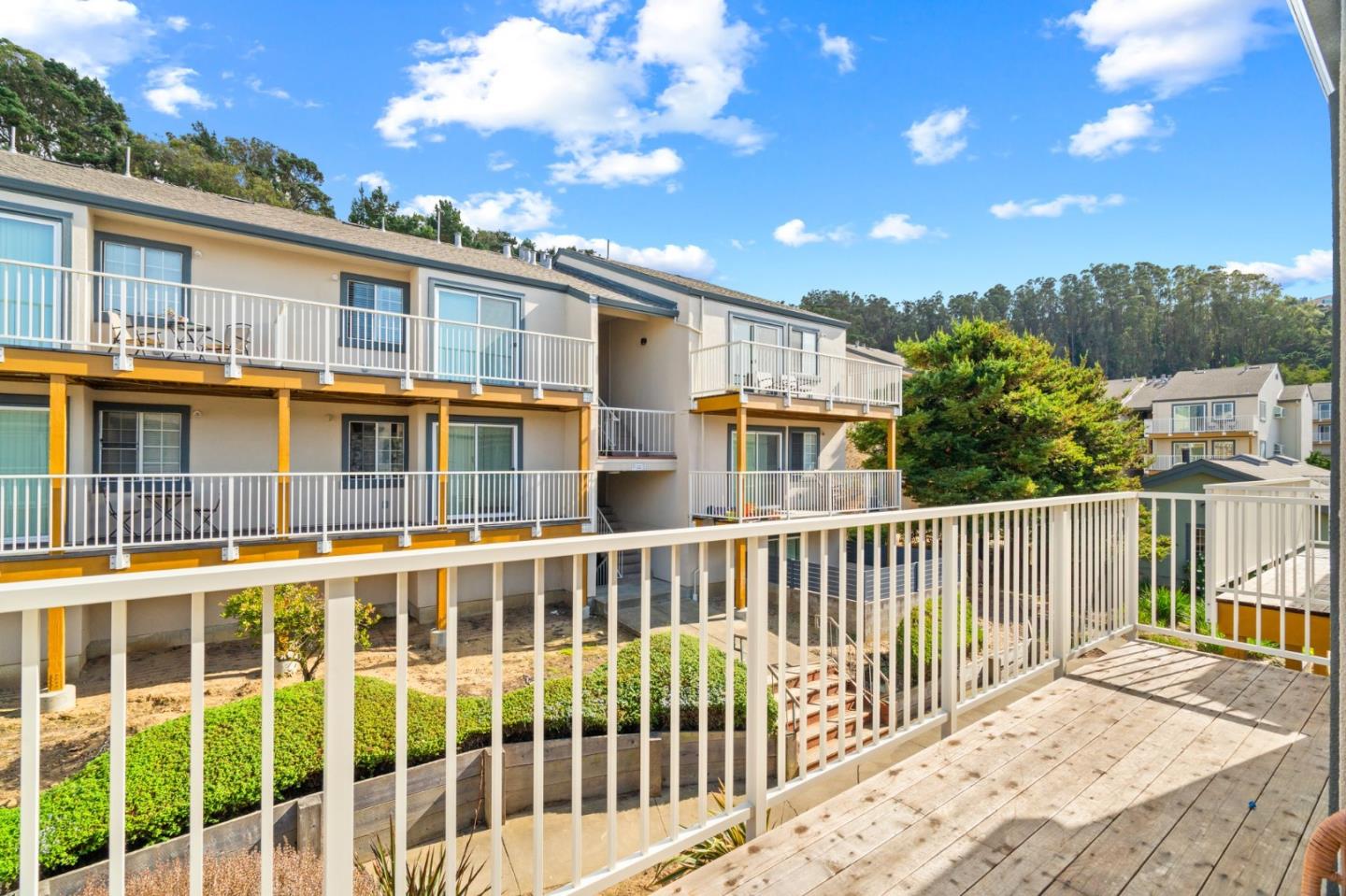 Detail Gallery Image 21 of 34 For 1003 San Antonio Cir #303,  Daly City,  CA 94014 - 2 Beds | 1 Baths