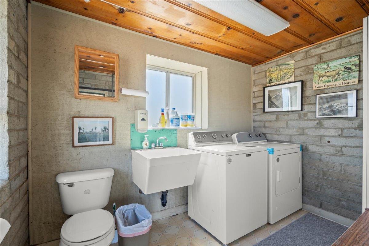 Detail Gallery Image 7 of 63 For 2675 Pacheco Pass Hwy, Gilroy,  CA 95020 - – Beds | – Baths