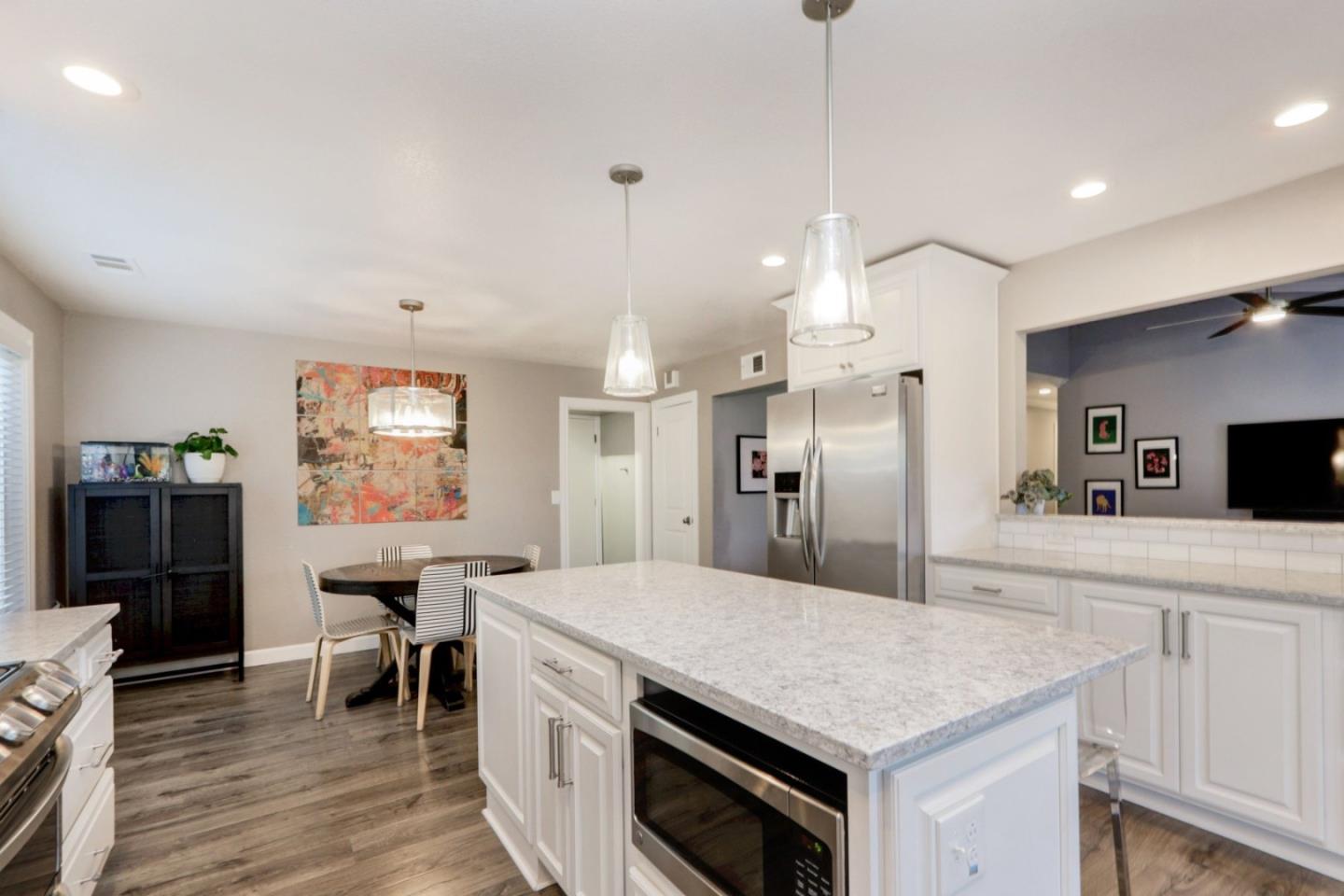 Detail Gallery Image 12 of 50 For 472 Meadow Dale Ct, San Jose,  CA 95136 - 3 Beds | 2 Baths