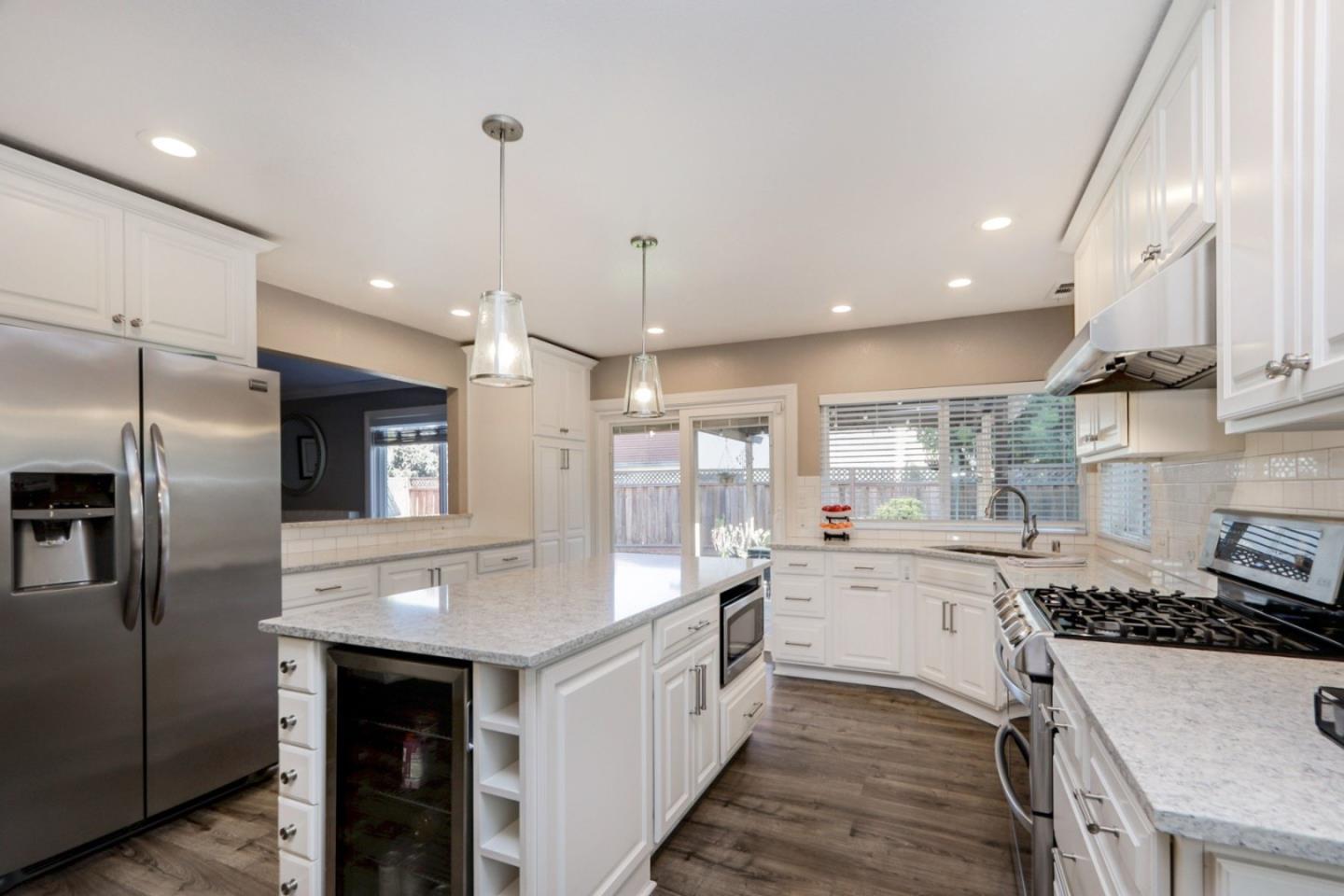 Detail Gallery Image 14 of 50 For 472 Meadow Dale Ct, San Jose,  CA 95136 - 3 Beds | 2 Baths