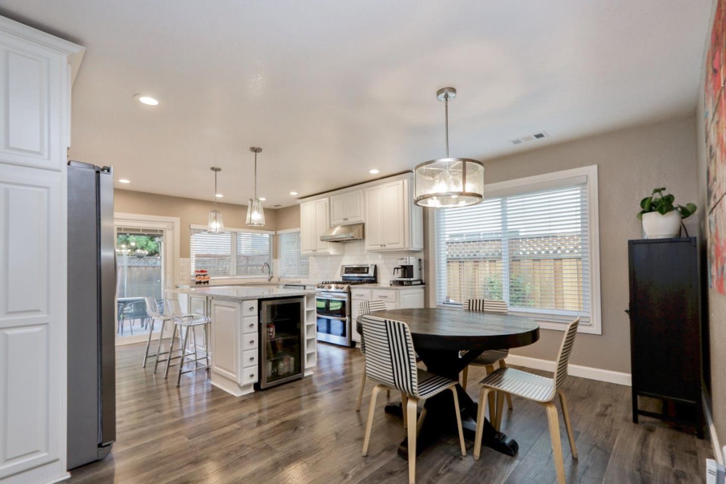 Detail Gallery Image 17 of 50 For 472 Meadow Dale Ct, San Jose,  CA 95136 - 3 Beds | 2 Baths