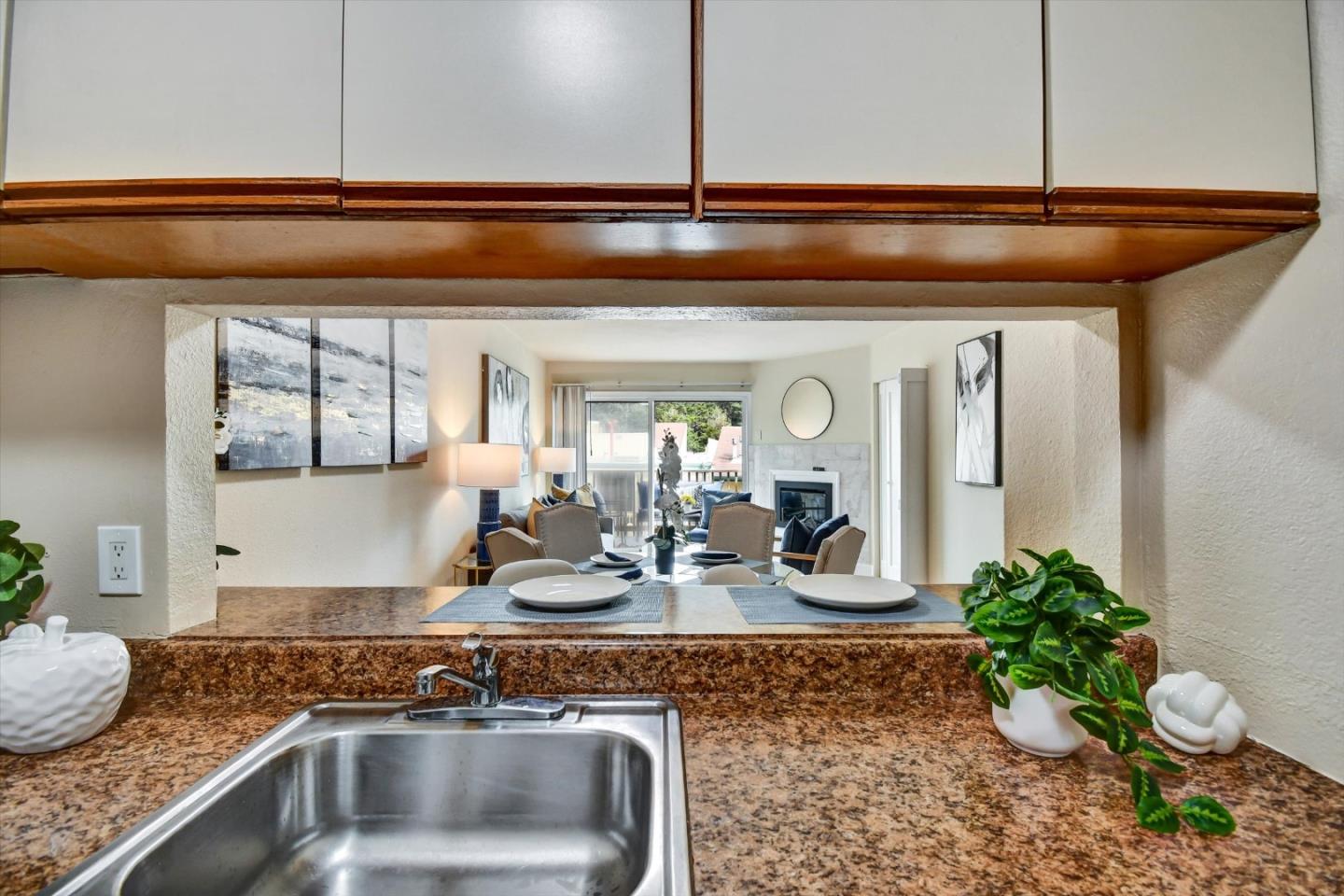 Detail Gallery Image 10 of 30 For 373 Half Moon Ln #306,  Daly City,  CA 94015 - 2 Beds | 1 Baths