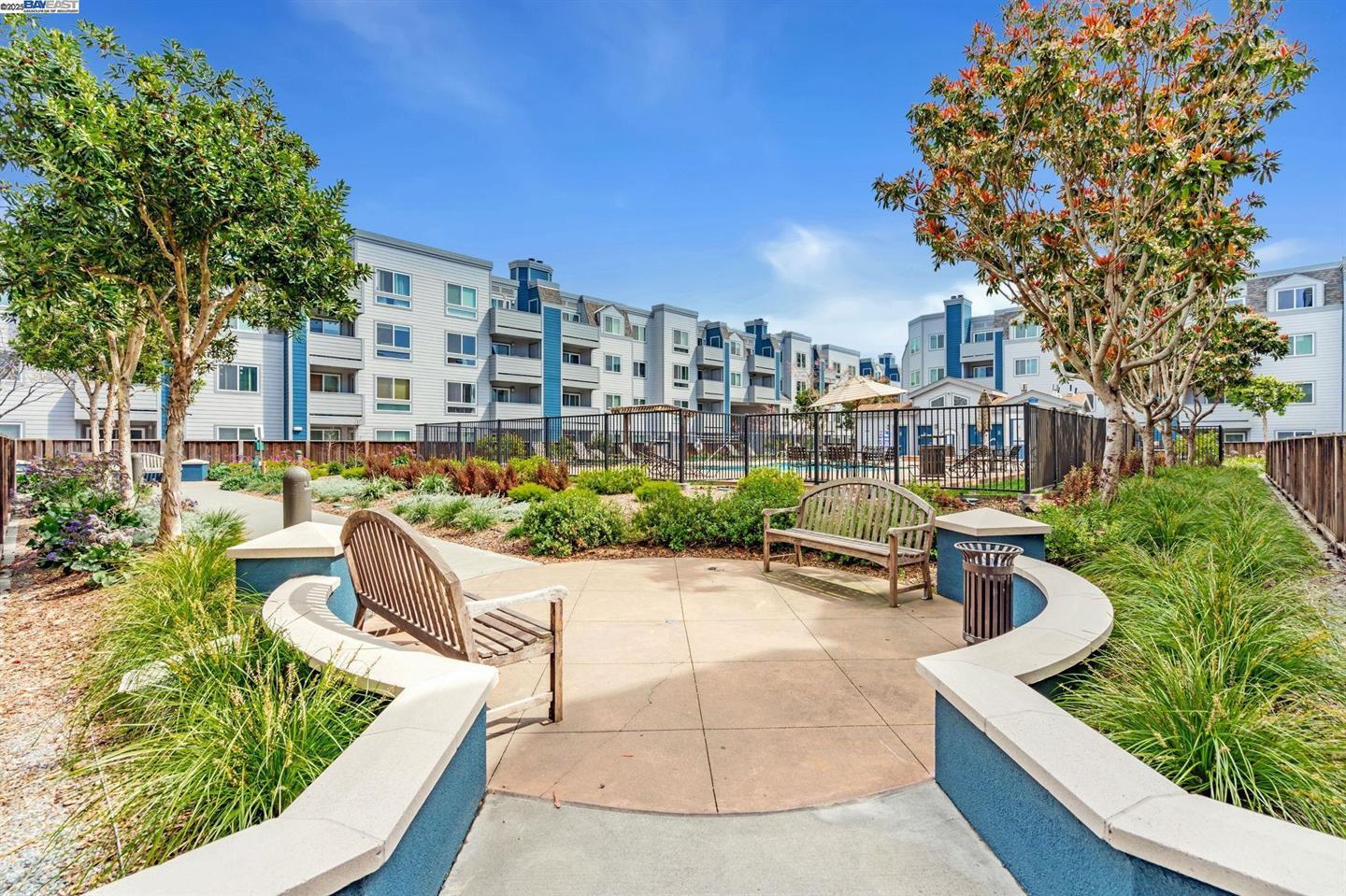 Detail Gallery Image 21 of 21 For 6400 Christie Ave #3220,  Emeryville,  CA 94608 - 1 Beds | 1 Baths