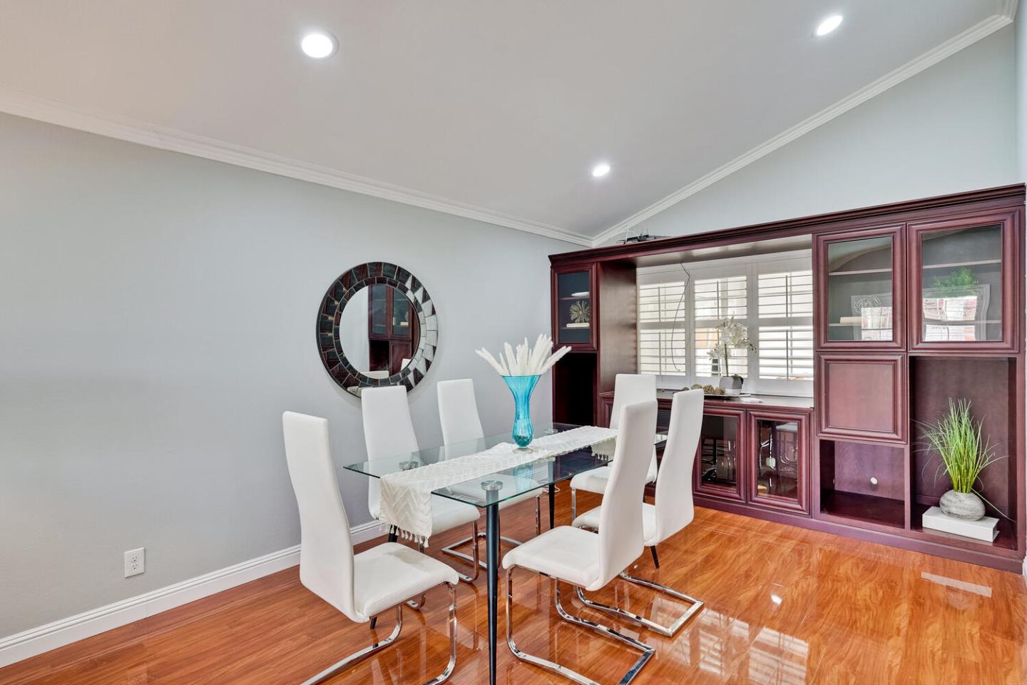 Detail Gallery Image 16 of 81 For 4611 Carmen Way, Union City,  CA 94587 - 4 Beds | 2/1 Baths