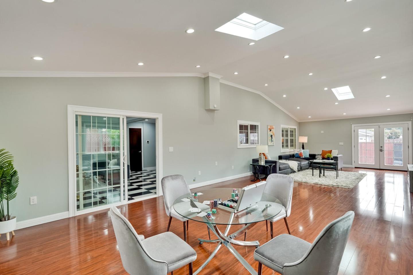 Detail Gallery Image 33 of 81 For 4611 Carmen Way, Union City,  CA 94587 - 4 Beds | 2/1 Baths