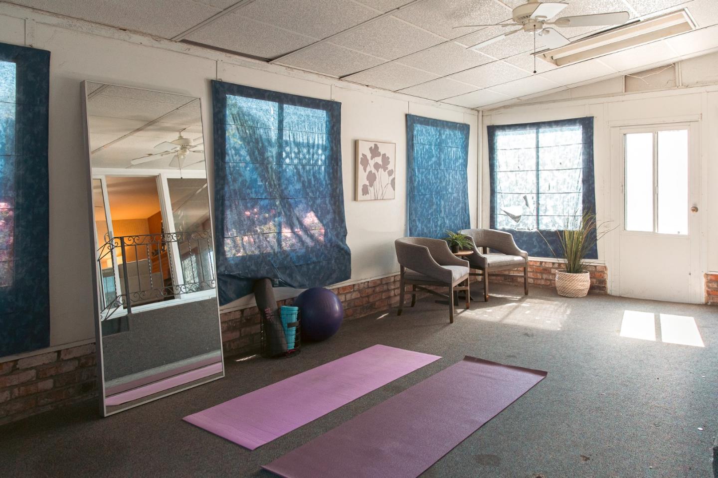 Detail Gallery Image 25 of 52 For 3938 Bonsai Pl, Castro Valley,  CA 94546 - 3 Beds | 2 Baths