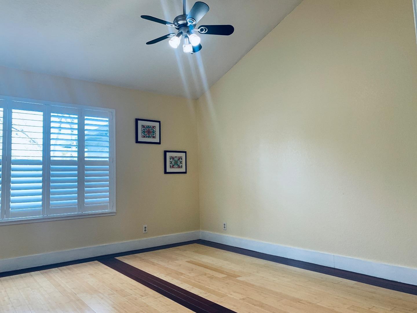 Detail Gallery Image 9 of 21 For 4570 Waterville Dr, San Jose,  CA 95118 - 1 Beds | 1 Baths