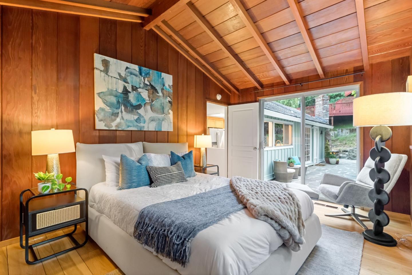 Detail Gallery Image 28 of 63 For 1019 Los Trancos Rd, Portola Valley,  CA 94028 - 3 Beds | 2 Baths