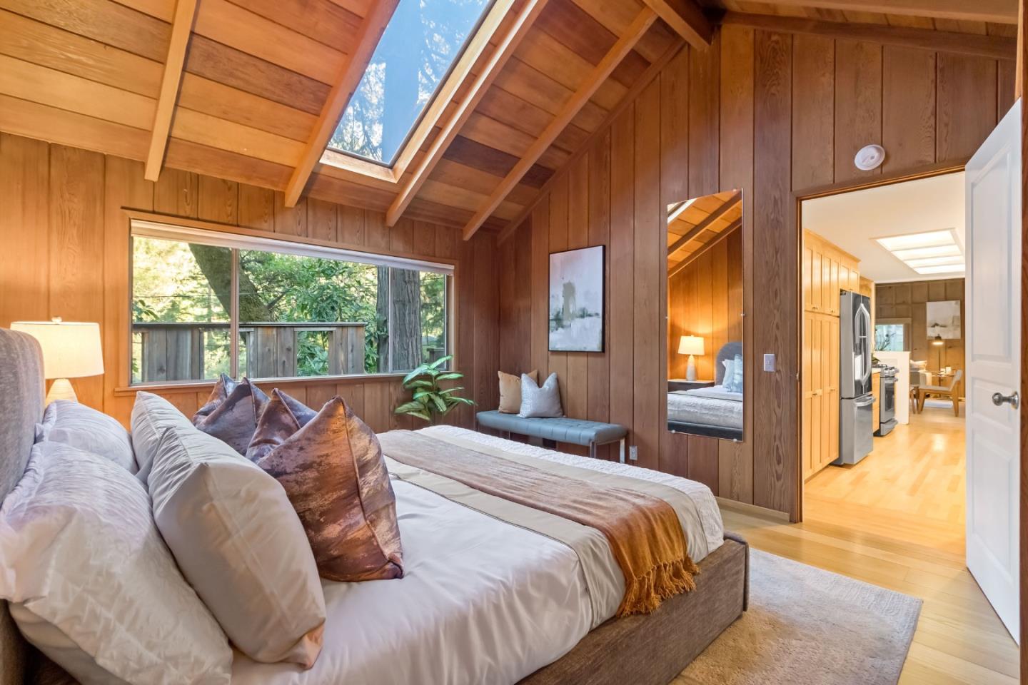 Detail Gallery Image 32 of 63 For 1019 Los Trancos Rd, Portola Valley,  CA 94028 - 3 Beds | 2 Baths
