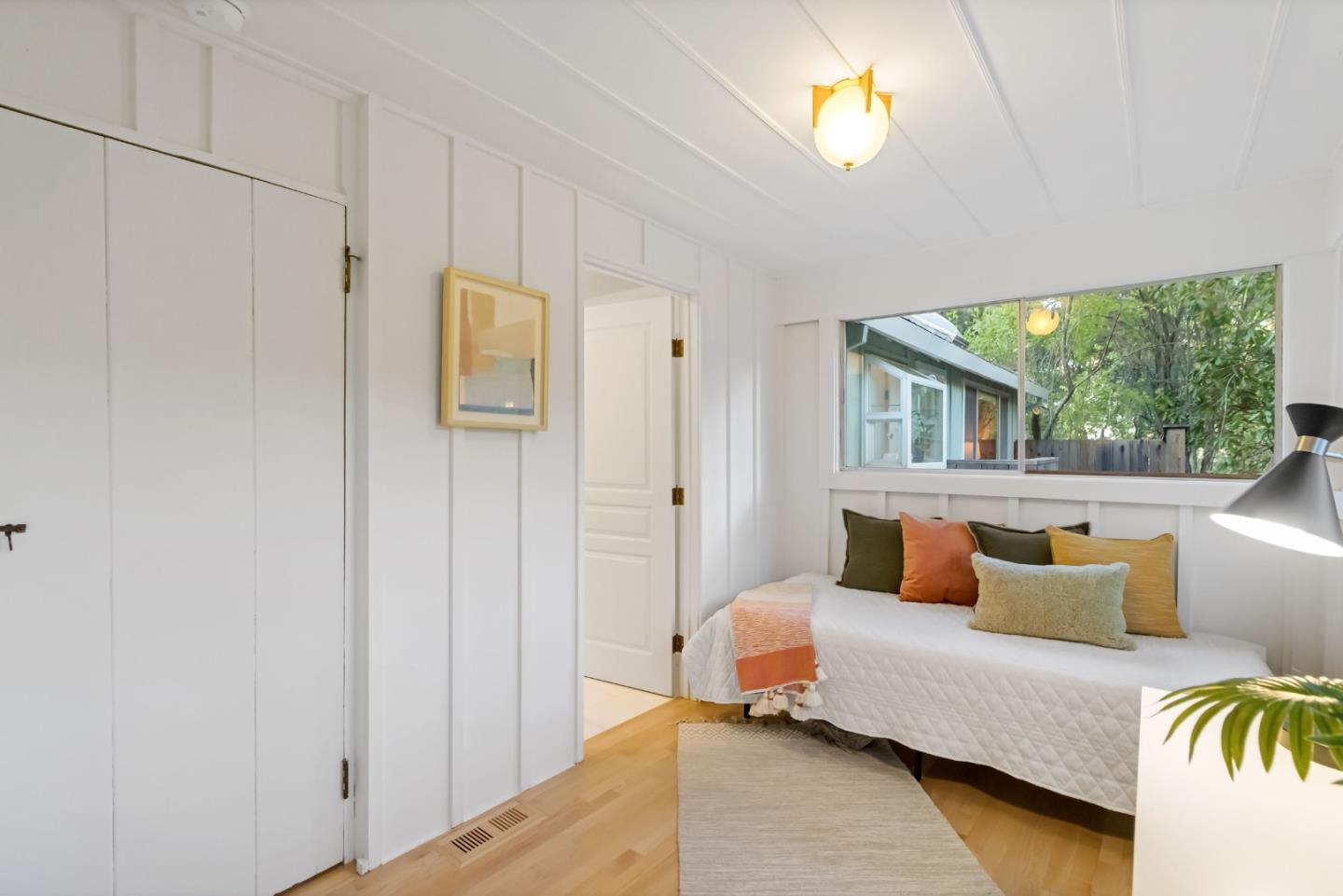 Detail Gallery Image 37 of 63 For 1019 Los Trancos Rd, Portola Valley,  CA 94028 - 3 Beds | 2 Baths