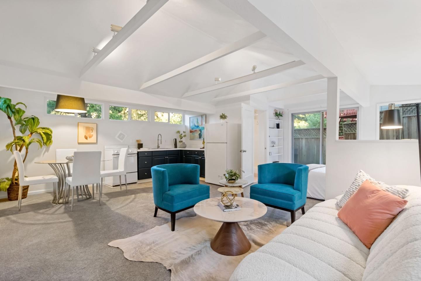 Detail Gallery Image 43 of 63 For 1019 Los Trancos Rd, Portola Valley,  CA 94028 - 3 Beds | 2 Baths