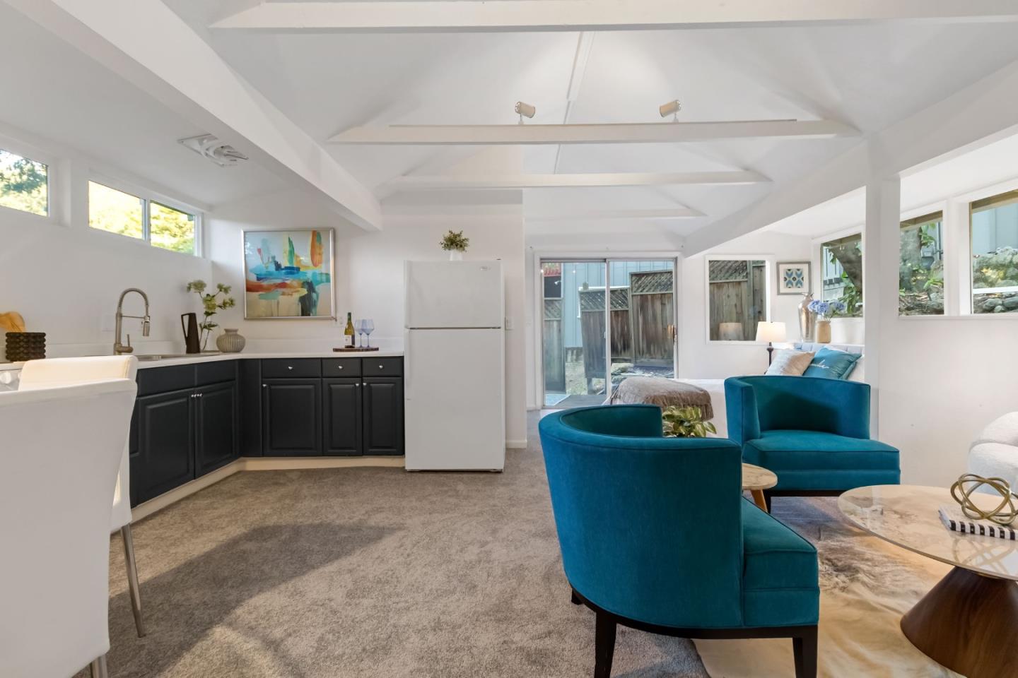 Detail Gallery Image 46 of 63 For 1019 Los Trancos Rd, Portola Valley,  CA 94028 - 3 Beds | 2 Baths