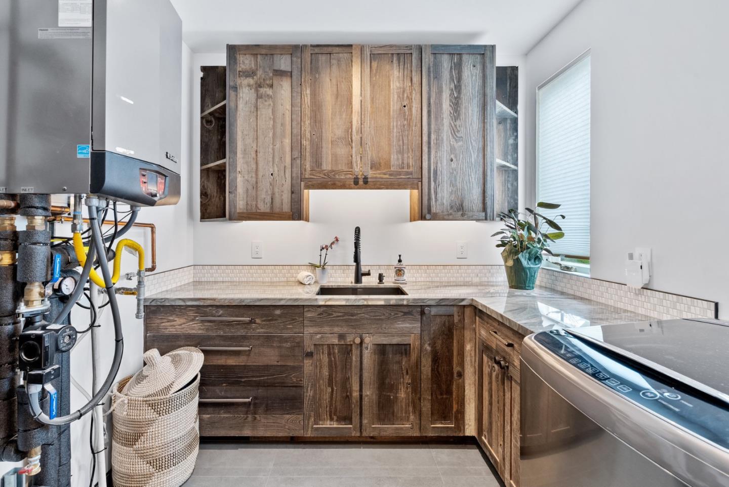 Detail Gallery Image 106 of 147 For 275 Davenport Landing Rd, Davenport,  CA 95017 - 5 Beds | 5/1 Baths