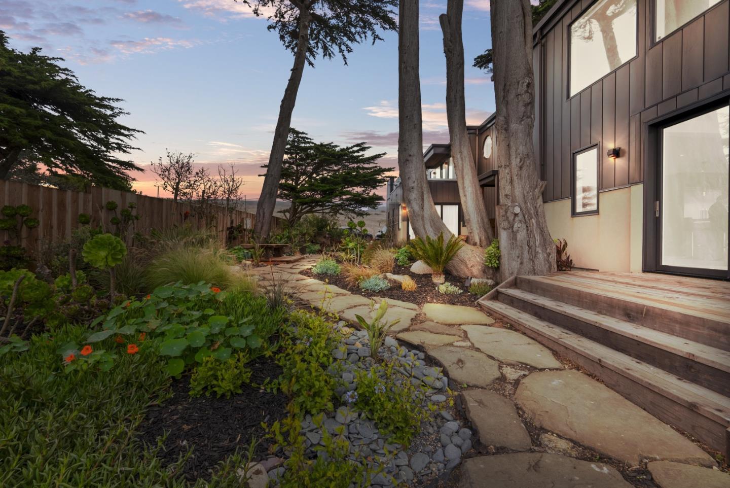 Detail Gallery Image 111 of 147 For 275 Davenport Landing Rd, Davenport,  CA 95017 - 5 Beds | 5/1 Baths