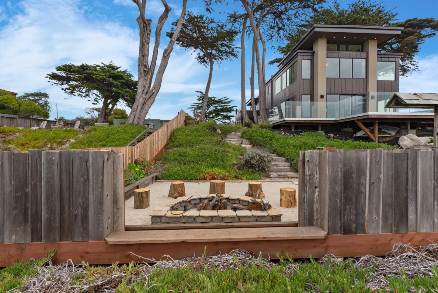 Detail Gallery Image 121 of 147 For 275 Davenport Landing Rd, Davenport,  CA 95017 - 5 Beds | 5/1 Baths