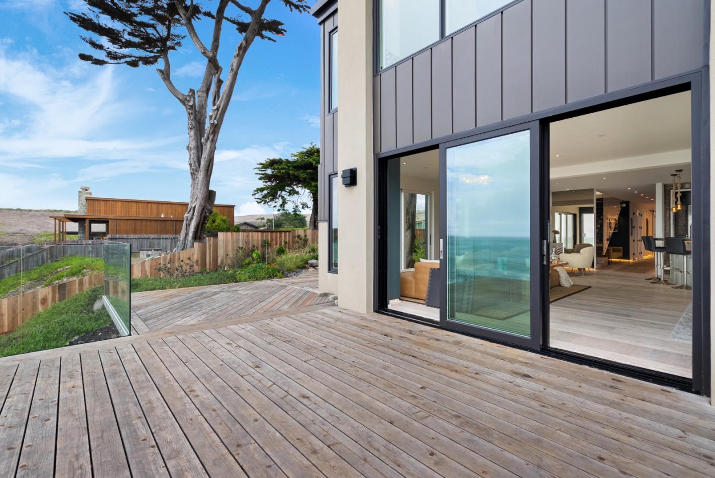 Detail Gallery Image 22 of 147 For 275 Davenport Landing Rd, Davenport,  CA 95017 - 5 Beds | 5/1 Baths