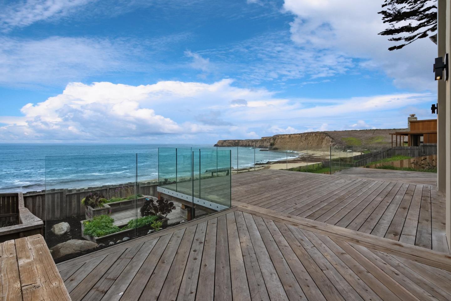 Detail Gallery Image 25 of 147 For 275 Davenport Landing Rd, Davenport,  CA 95017 - 5 Beds | 5/1 Baths