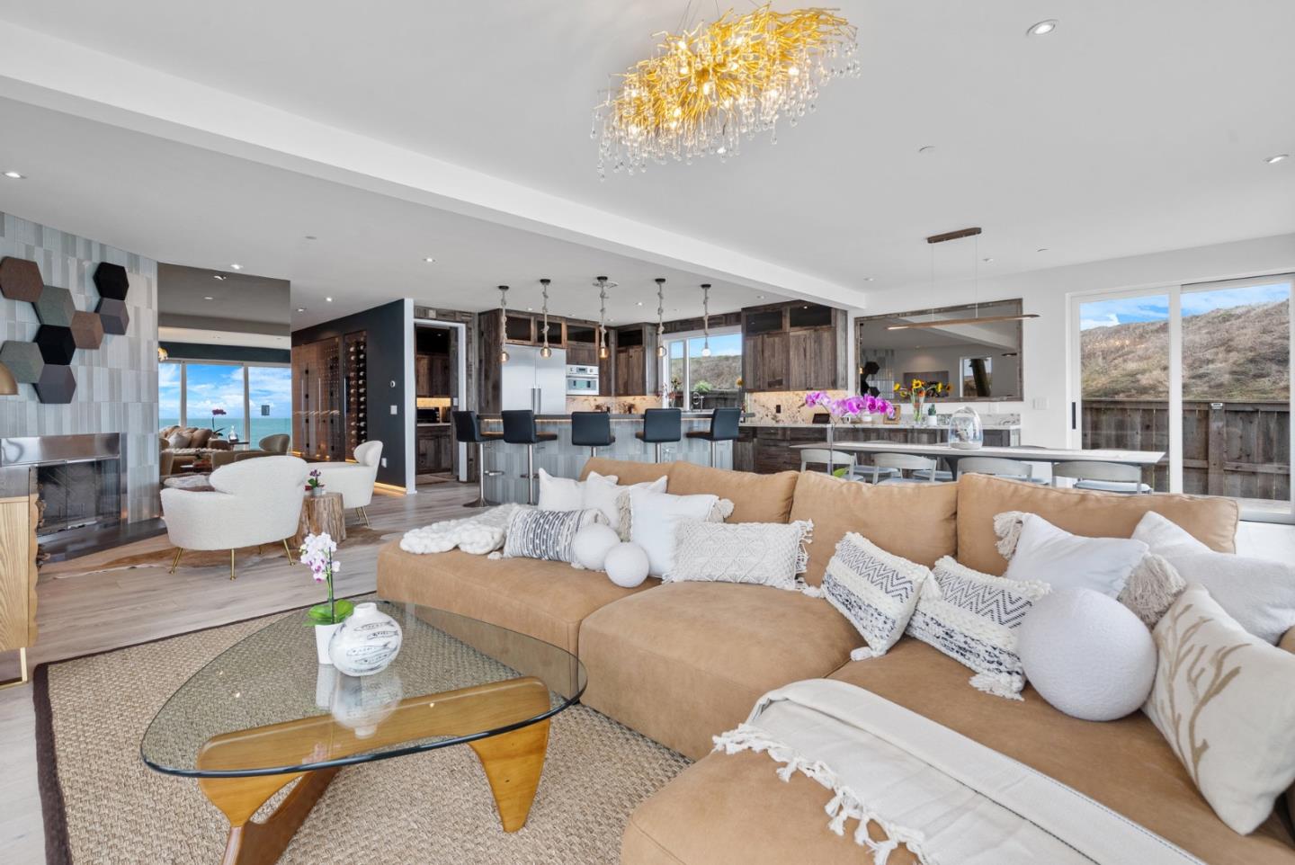 Detail Gallery Image 33 of 147 For 275 Davenport Landing Rd, Davenport,  CA 95017 - 5 Beds | 5/1 Baths