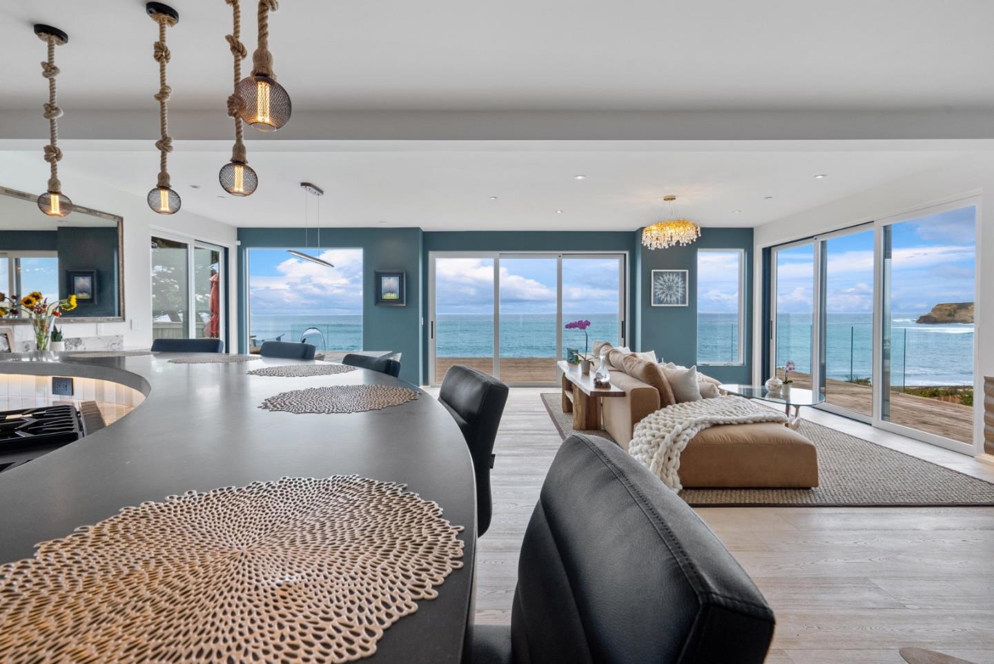 Detail Gallery Image 37 of 147 For 275 Davenport Landing Rd, Davenport,  CA 95017 - 5 Beds | 5/1 Baths