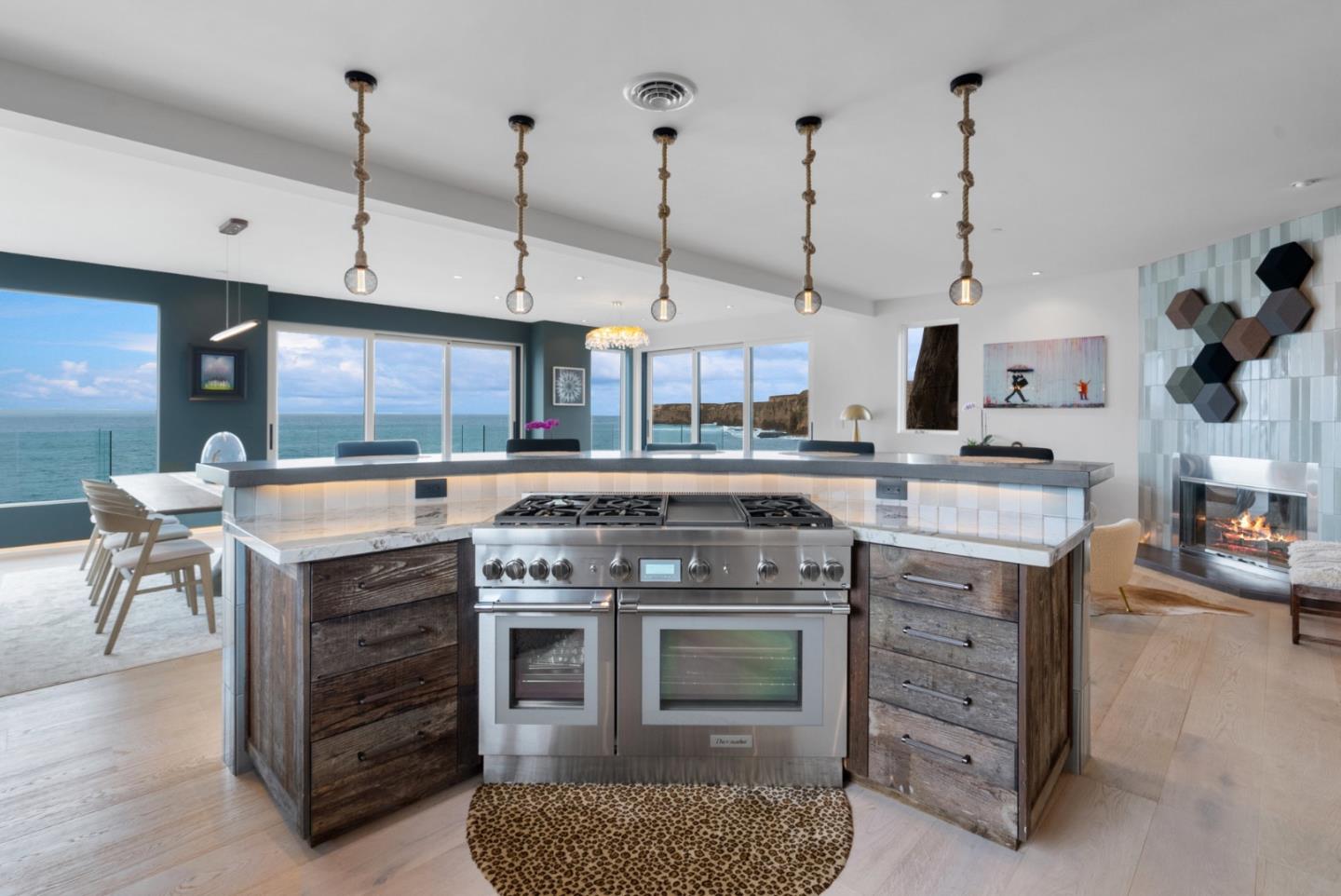 Detail Gallery Image 47 of 147 For 275 Davenport Landing Rd, Davenport,  CA 95017 - 5 Beds | 5/1 Baths