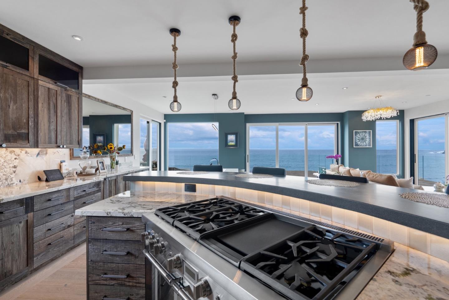 Detail Gallery Image 48 of 147 For 275 Davenport Landing Rd, Davenport,  CA 95017 - 5 Beds | 5/1 Baths