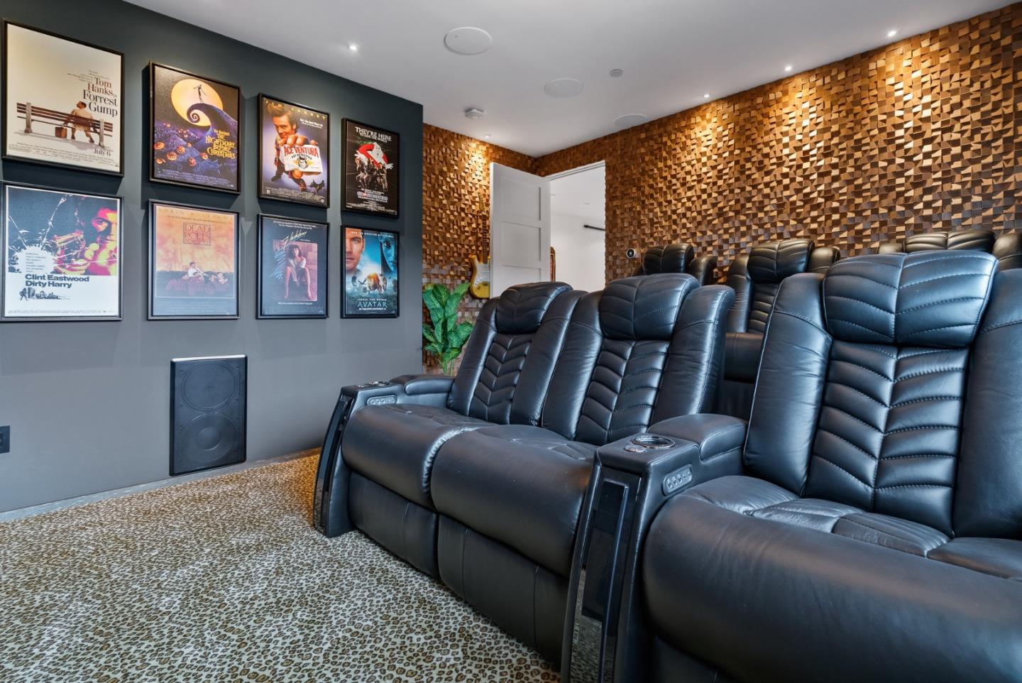 Detail Gallery Image 50 of 147 For 275 Davenport Landing Rd, Davenport,  CA 95017 - 5 Beds | 5/1 Baths