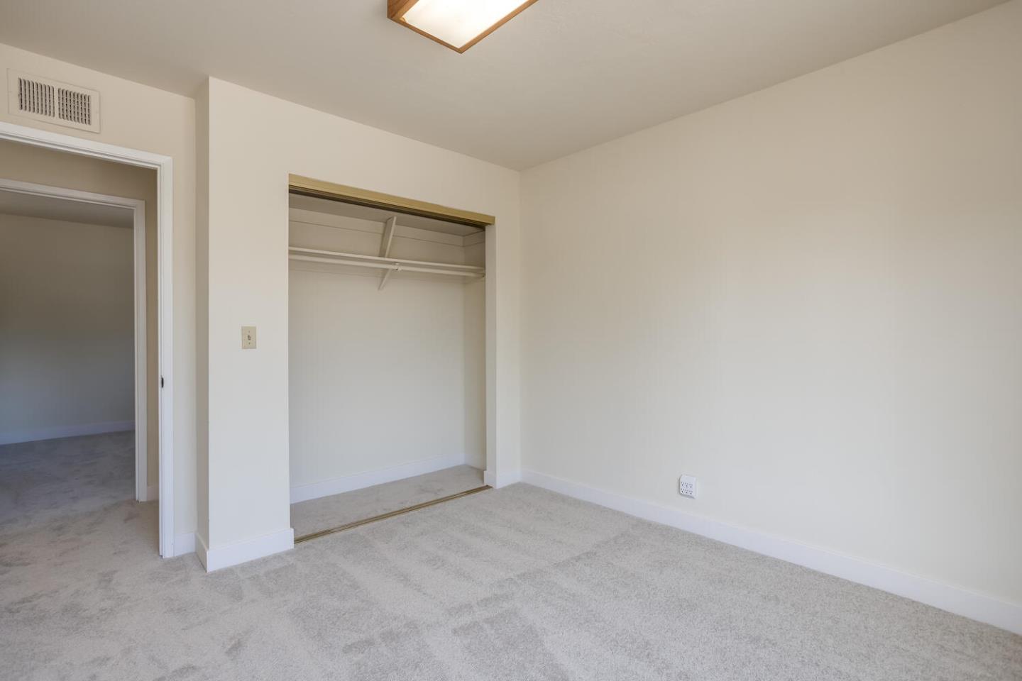 Detail Gallery Image 23 of 31 For 898 Pepper Tree Ct, Santa Clara,  CA 95051 - 4 Beds | 2/1 Baths