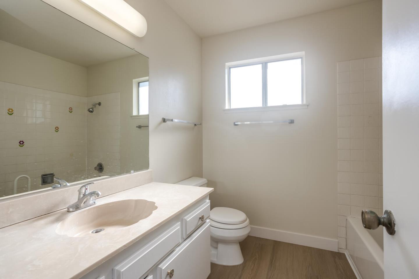 Detail Gallery Image 26 of 31 For 898 Pepper Tree Ct, Santa Clara,  CA 95051 - 4 Beds | 2/1 Baths