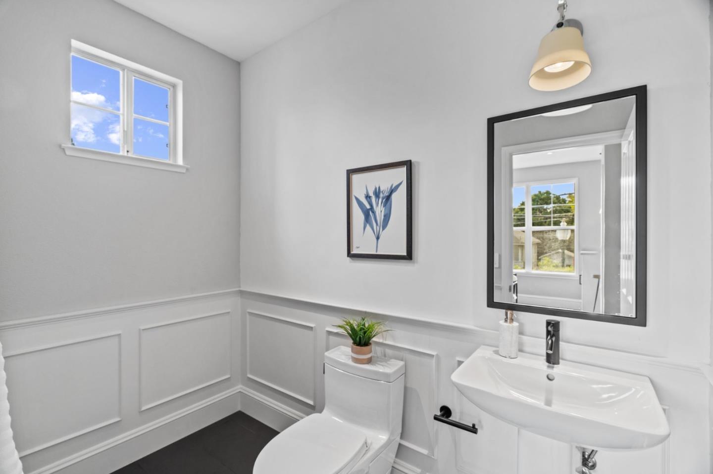 Detail Gallery Image 34 of 56 For 320 S Humboldt St, San Mateo,  CA 94401 - 2 Beds | 2/1 Baths