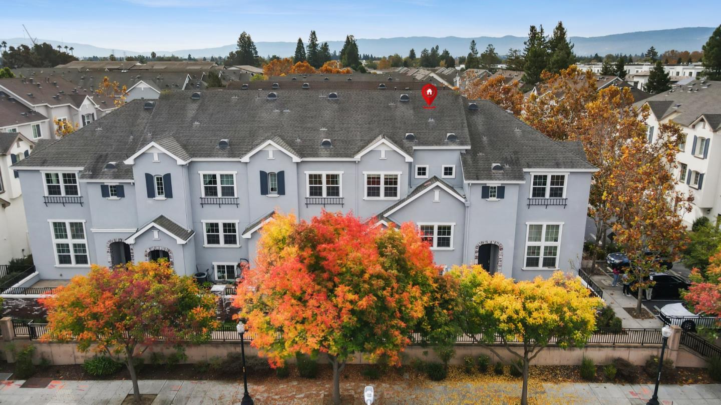 Detail Gallery Image 1 of 28 For 557 Montego Ter, Sunnyvale,  CA 94089 - 3 Beds | 2/1 Baths